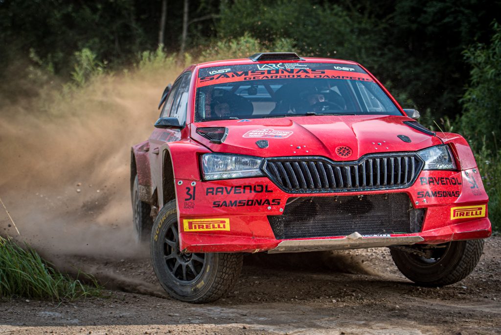 Martynas Samsonas Visagine grįš į savo Škoda Fabia N5+ automobilį
